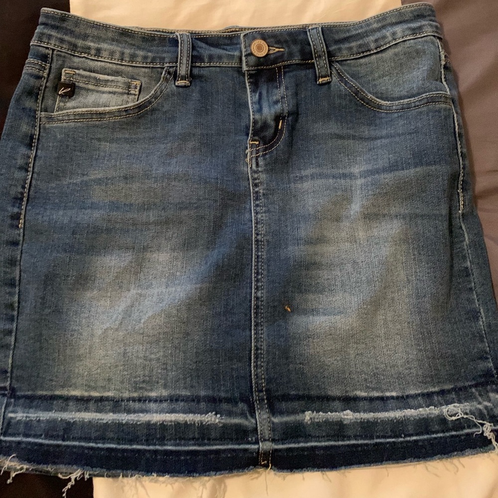 KanKan mini skirt